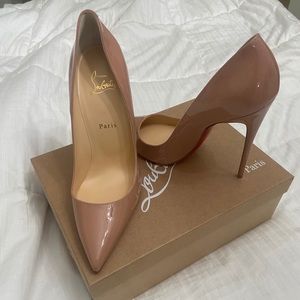 NWT Louboutin ‘So Kate’ nude patent heels